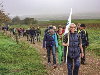 pelgrimstocht vooraanzicht klein